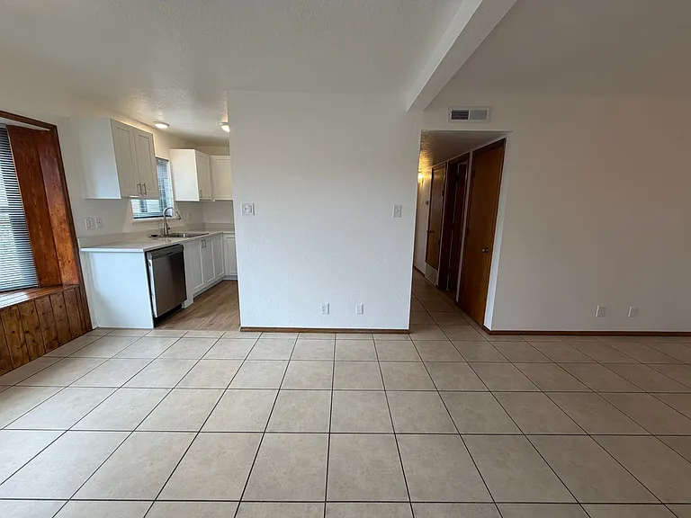 1307 Rufina Ln #3 — Photo 6