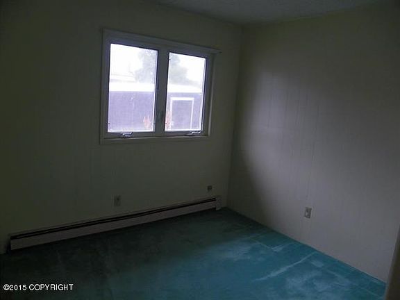 5th image of 241 Bentley Dr