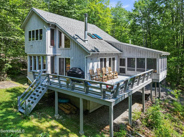 112 Silver St, Lanesborough, MA 01237