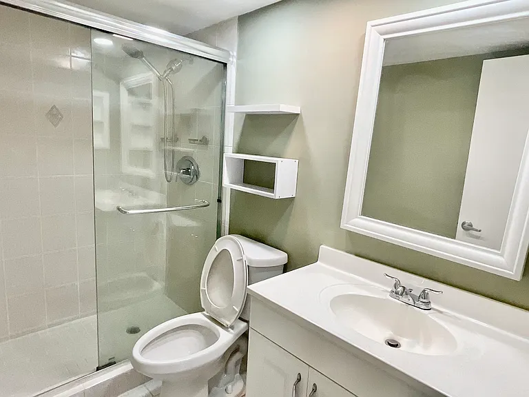 13176 SW 10th Ln — Photo 8