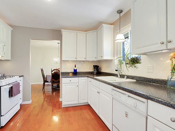 Marvelous kitchen, updates