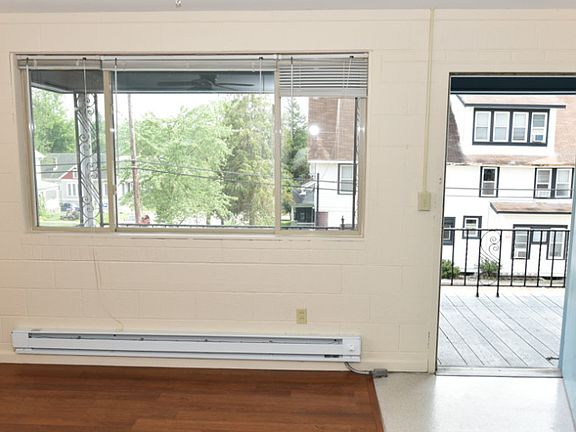 2nd image of 404 S Fess Ave #404D