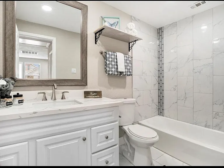 Main Bath