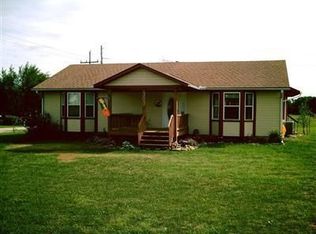 303 Plumb St, Olpe, KS 66865