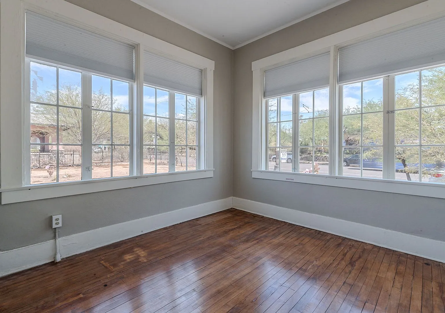 705 E. University Blvd. ( 701, 703, 705, 707 ) — Photo 2