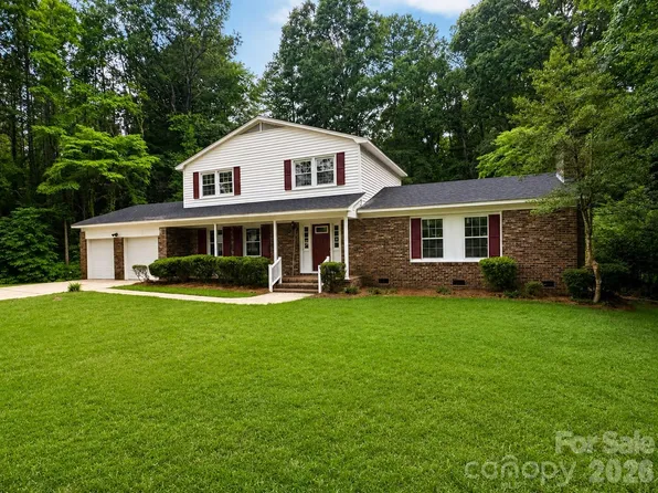 755 Cumberland Cir, Rockingham, NC 28379