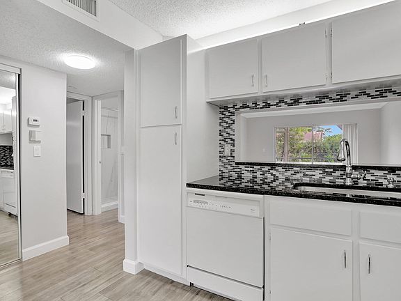 5th image of 3564 N University Drive #A-5