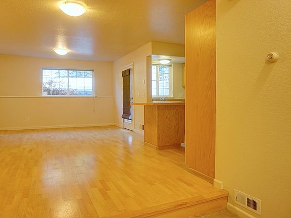 4th image of 1604 Missoula Ave APT D