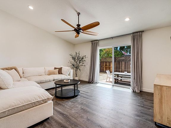 3rd image of 2376 Donna Maria Way