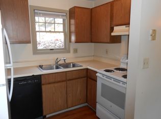 249 Water St APT 4, Hallowell, ME 04347