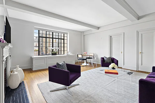 Sold by Compass | media 1