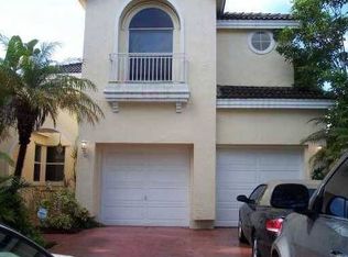 11028 Nashville Dr, Cooper City, FL 33026