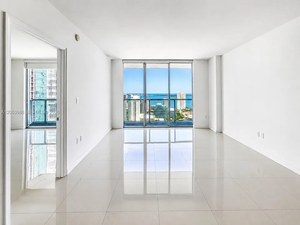 500 Brickell Ave #3200