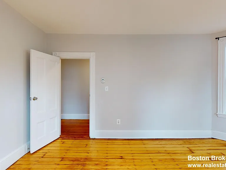 9 Mount Pleasant Ave #1 — Photo 4
