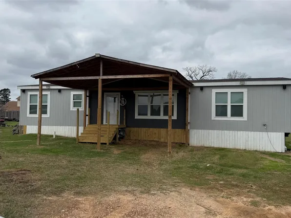 421 Bower Ln, Conroe, TX 77303