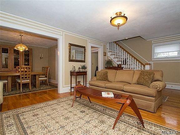 4th image of 2 Mac Gregor Ave