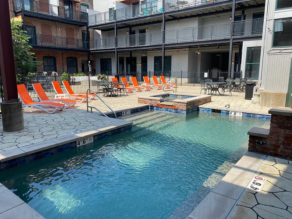1st image of 1435 S 18th St #123