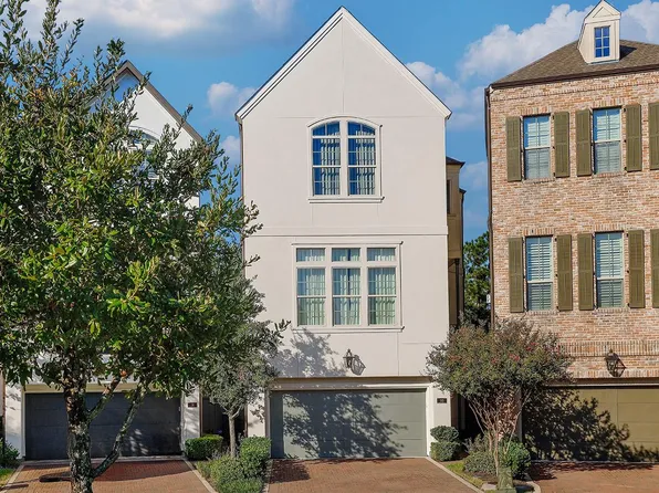 10 Wooded Park Place, The Woodlands, TX 77380