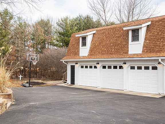 5th image of 5234 Olive Branch Rd