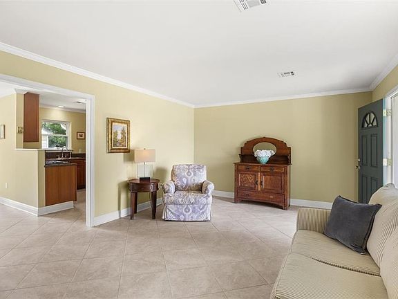 3rd image of 3605 Purdue Dr