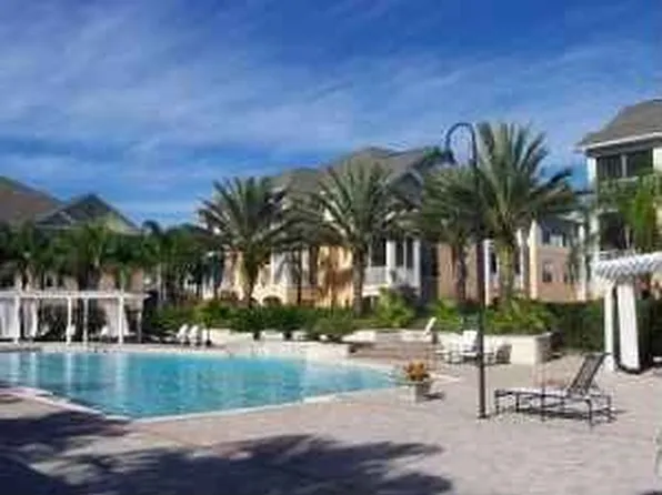 9312 Crescent Loop Cir APT 302, Tampa, FL 33619