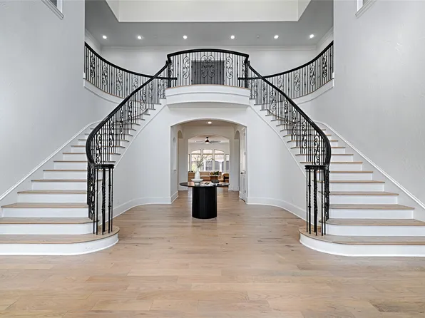 6301 Churchill Way, Dallas, TX 75230
