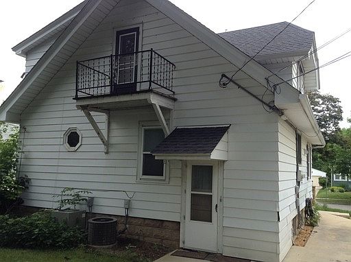 2nd image of 2243A N 72nd St