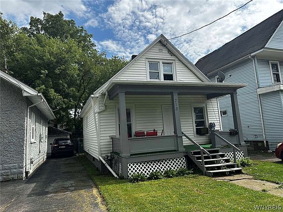 2nd image of 213 77th St