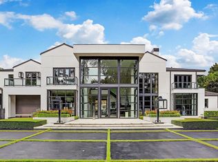 9030 Sandringham Dr, Houston, TX 77024