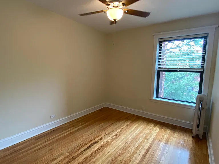 1403 W Winnemac Ave #1 — Photo 7