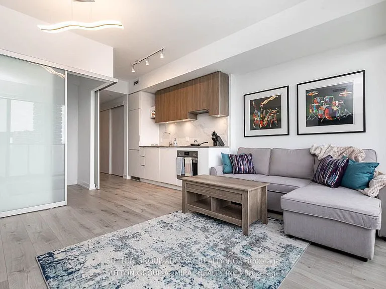 161 Roehampton Ave #3501 — Photo 4