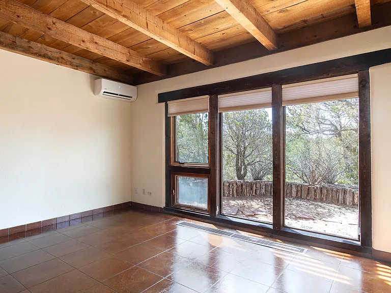 377 Calle Loma Norte — Photo 21
