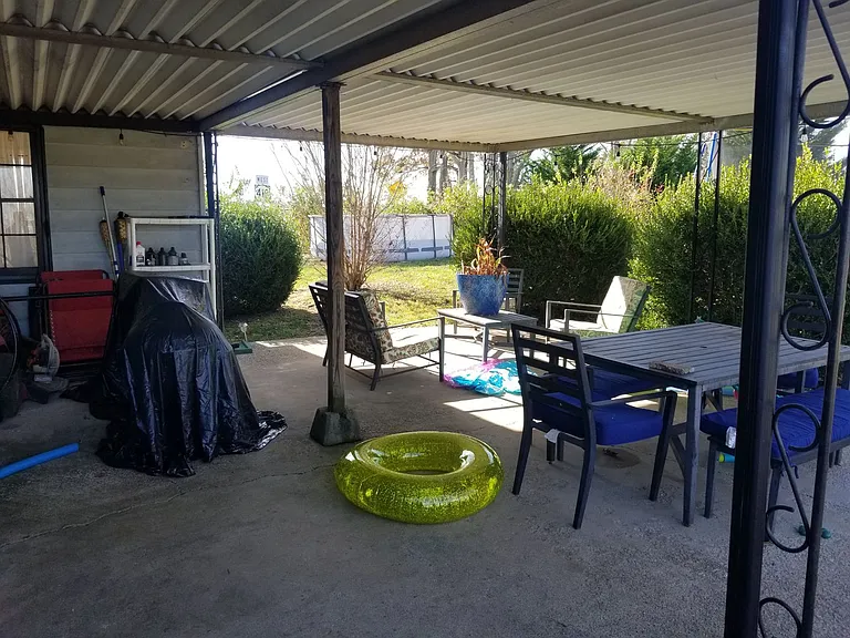 6611 Combs Ferry Rd — Photo 3