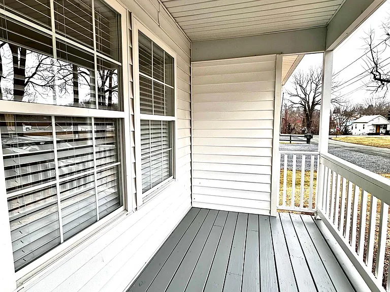 108 Guy St — Photo 11