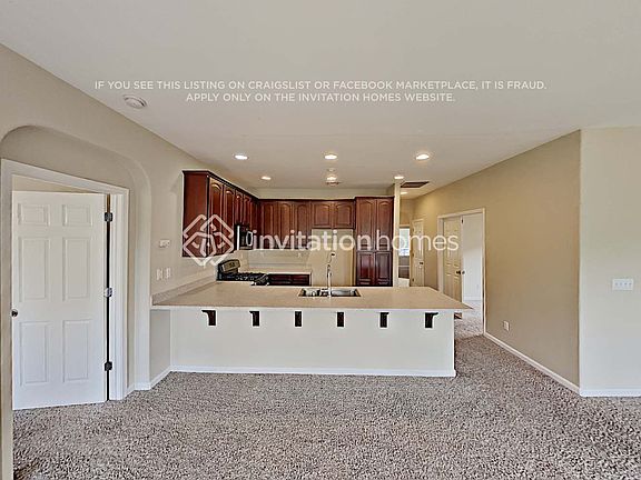 5th image of 391 Winter Garden Ave