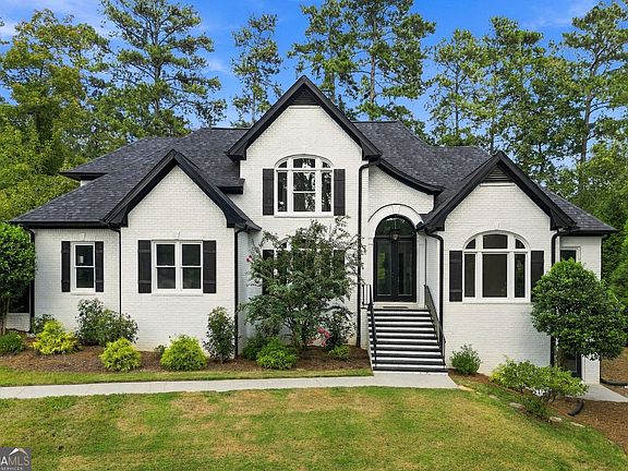 2nd image of 4 Irwin Ct NW