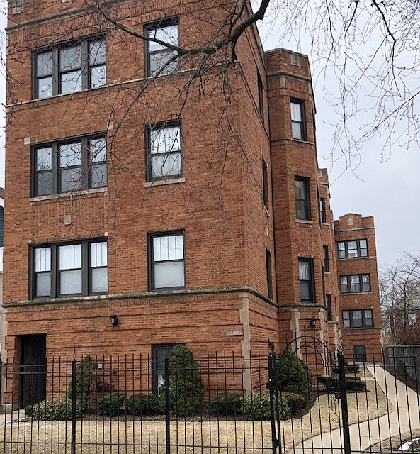 1st image of 1507 W Sherwin Ave #1509-2N
