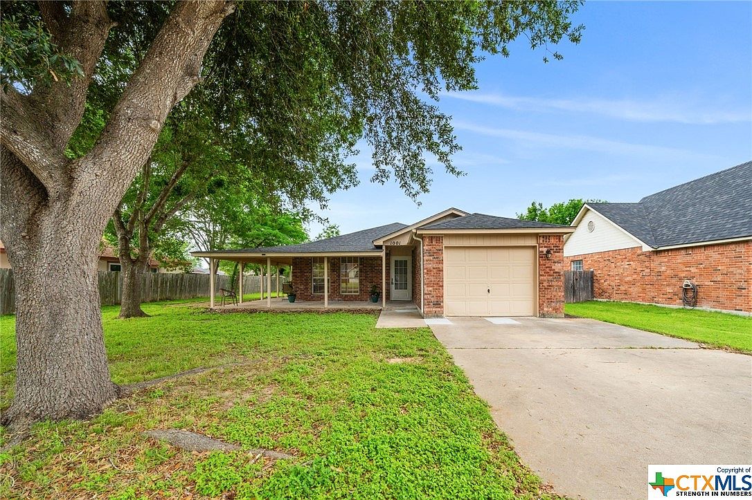 1001 Fannin St, Lockhart, TX 78644 | Zillow