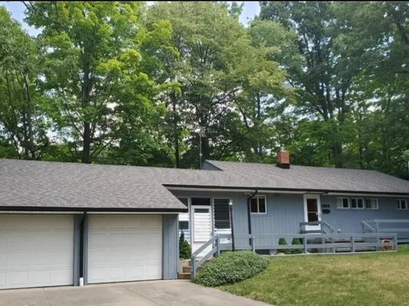 1744 Grand Blvd, Euclid, OH 44117