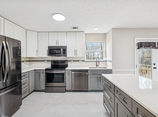 1418 Hilltop Dr, Mount Juliet, TN 37122