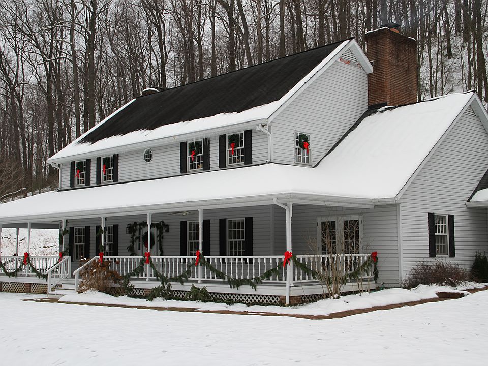1st image of 1 Chinaberry Ln