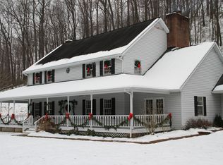 1 Chinaberry Ln, Charleston, WV 25304