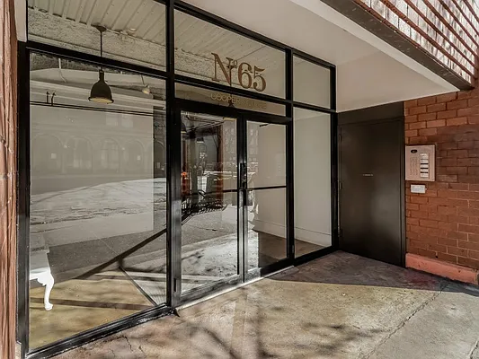 Sold by Sotheby's International Realty | media 13