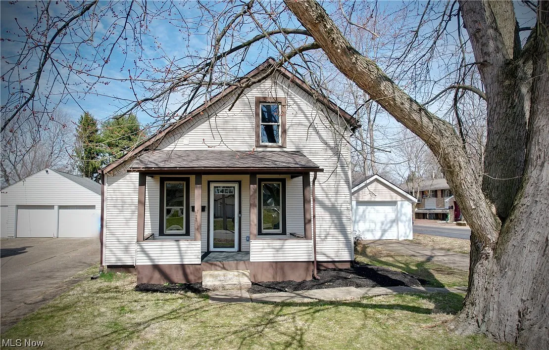 717 Sterling Ave photo 1