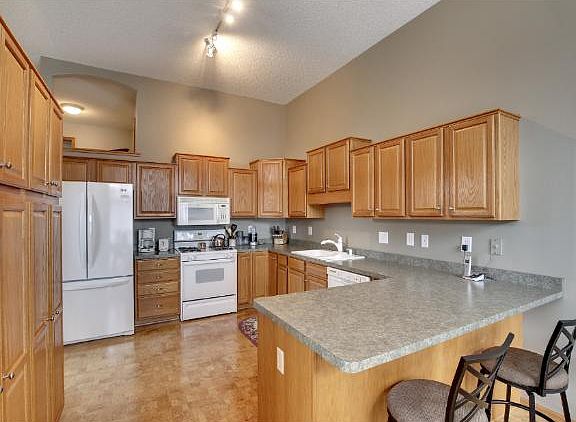 2nd image of 15678 Chasewood Ct