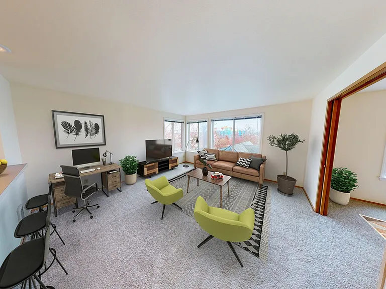 4459-Upper Fremont Close To Woodland Park Zoo — Photo 3