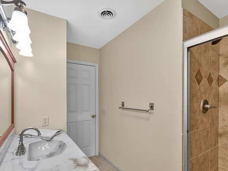 4638 Cheryl Dr #4638 — Photo 9