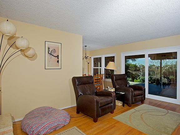 5th image of 5609 Easton Ave