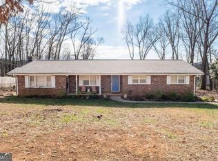1192 Pathfinder Rd, Marietta, GA 30066