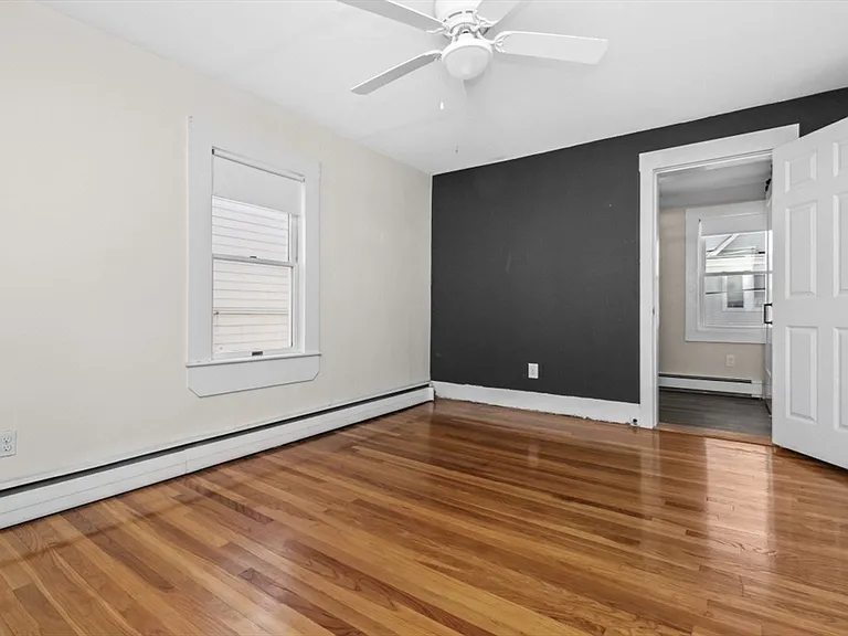 15 Wave Way Ave — Photo 15